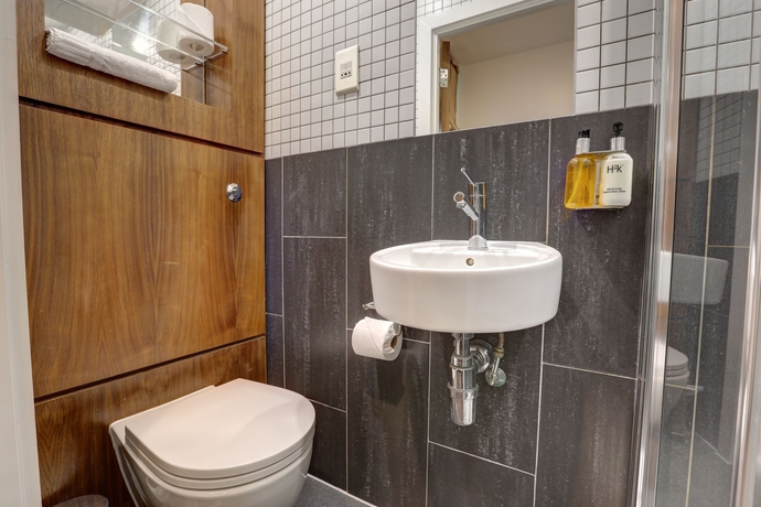 Imagen de la habitación del Hotel Euston Square. Foto 7