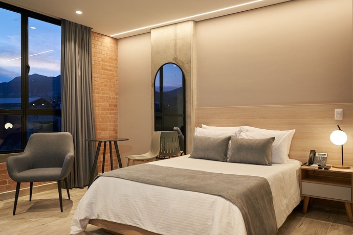 Imagen de la habitación del Hotel Eutopiq. Foto 9