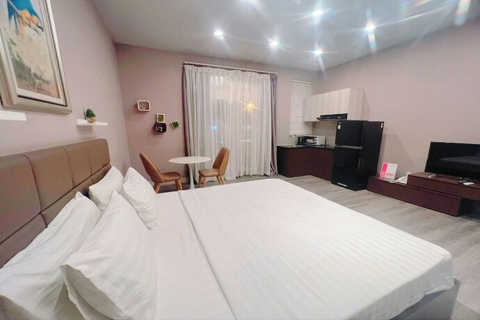 Imagen general del Hotel Eva Adam. Foto 13