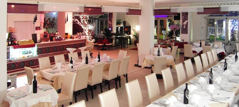 Imagen del bar/restaurante del Hotel Eva, Alba Adri&aacute;tica. Foto 3