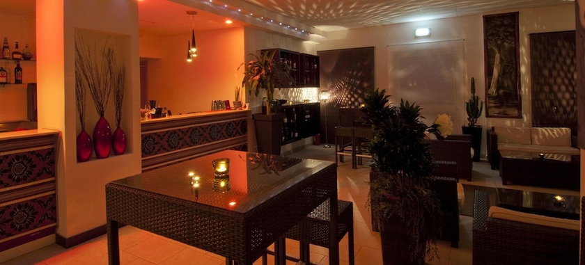 Imagen del bar/restaurante del Hotel Eva, Alba Adri&aacute;tica. Foto 6