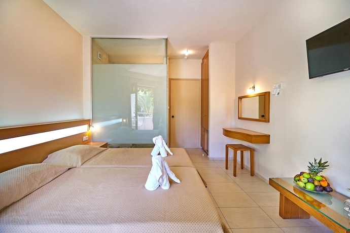 Imagen de la habitación del Hotel Eva Bay On The Beach Adults Only. Foto 11