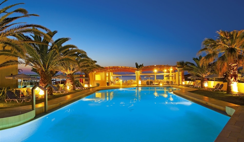 Imagen de la piscina del Hotel Eva Bay On The Beach Adults Only. Foto 19