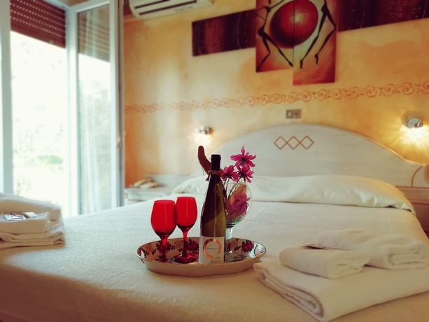 Imagen de la habitación del Hotel Eva La Romantica. Foto 4