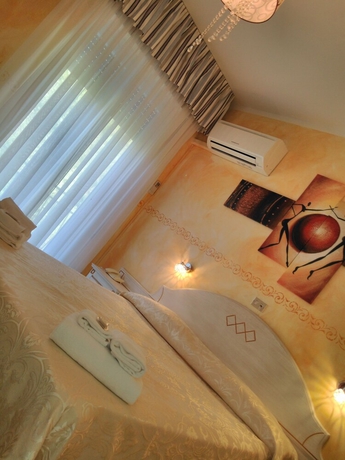 Imagen de la habitación del Hotel Eva La Romantica. Foto 7
