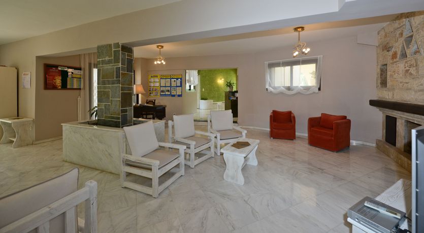 Imagen de los interiores del Hotel Eva Mare Hotel & Suites - Adults only. Foto 6