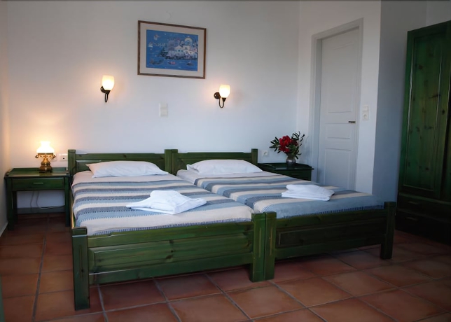 Imagen de la habitación del Hotel Eva Suites. Foto 2