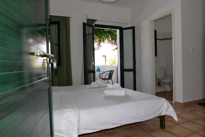 Imagen de la habitación del Hotel Eva Suites. Foto 5