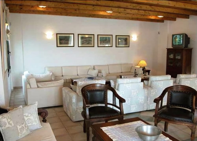 Imagen de los interiores del Hotel Eva Suites. Foto 18