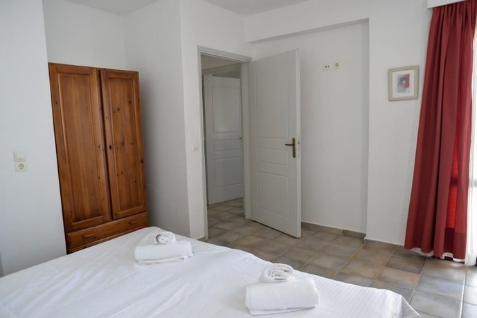 Imagen de la habitación del Hotel Eva Suites. Foto 11