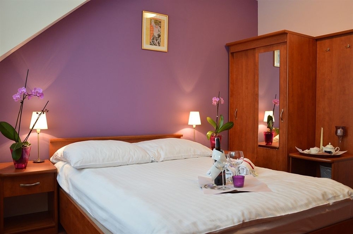 Imagen de la habitación del Hotel Eva, Zwierzyniec. Foto 8