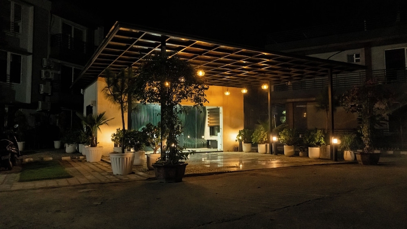 Imagen de los interiores del Hotel Evaara By The Ganges - River Side Resort and Villa. Foto 15