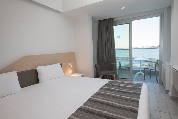 Imagen de la habitación del Hotel Evalena Beach. Foto 7