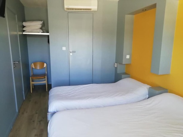 Imagen de la habitación del Hotel Evan. Foto 2