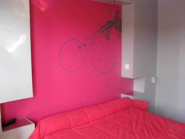 Imagen de la habitación del Hotel Evan. Foto 4