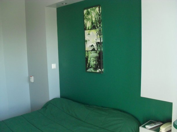 Imagen de la habitación del Hotel Evan. Foto 9