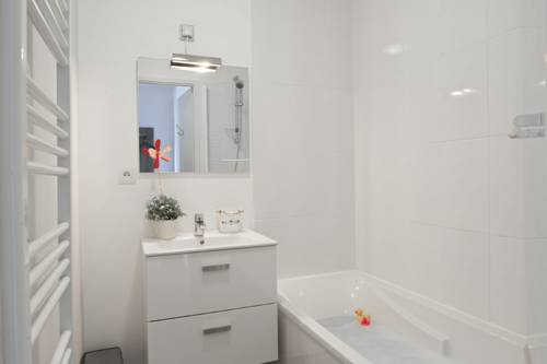 Imagen de la habitación del Hotel Evancy Bray-dunes. Foto 12