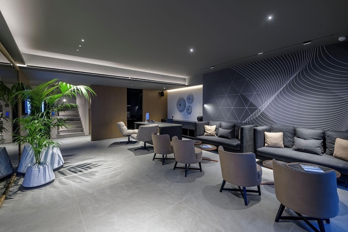 Imagen de los interiores del Hotel Evanik Chic. Foto 15