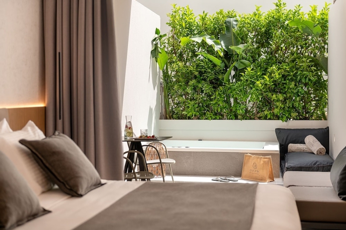Imagen de la habitación del Hotel Evanik Chic. Foto 8