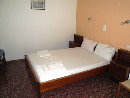 Imagen de la habitación del Hotel Evans, Heraklion. Foto 3