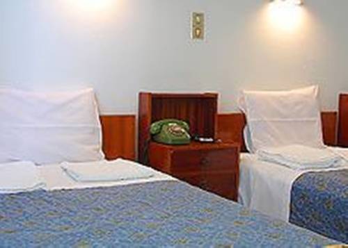 Imagen de la habitación del Hotel Evans, Heraklion. Foto 4