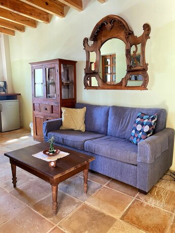 Imagen general del Hotel Eveleos Country House. Foto 7