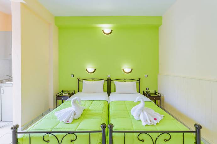 Imagen de la habitación del Hotel Evelin hotel. Foto 15