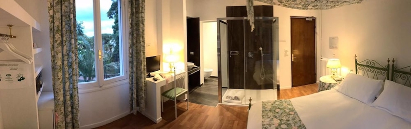 Imagen de la habitación del Hotel Eveline Portosole. Foto 7