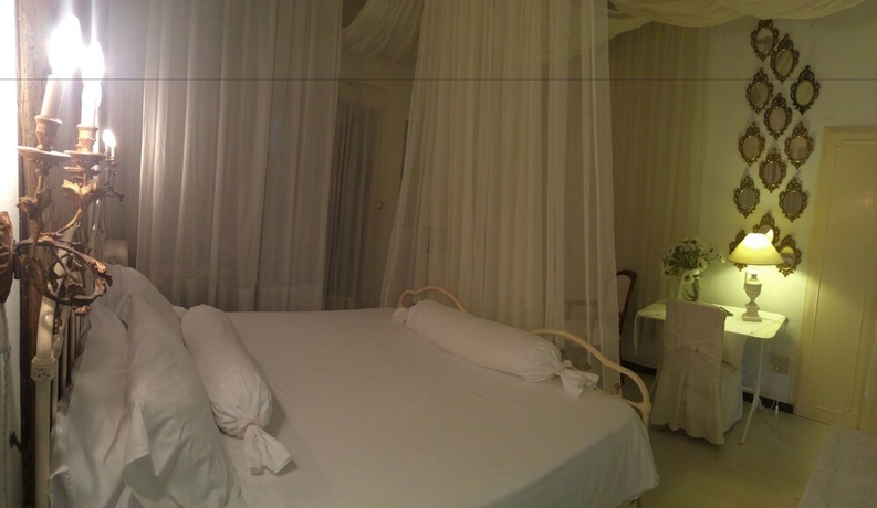 Imagen de la habitación del Hotel Eveline Portosole. Foto 11