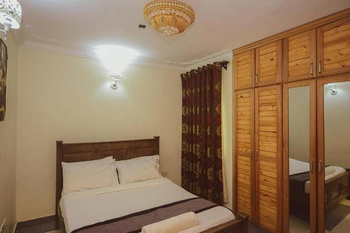 Imagen de la habitación del Hotel Evelyn Apartments. Foto 15