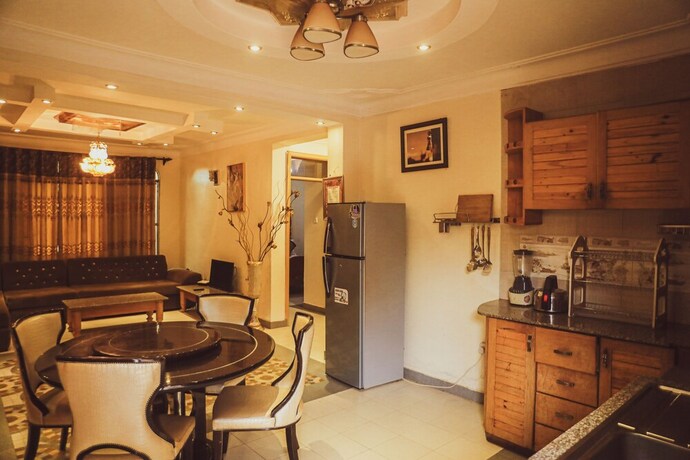 Imagen general del Hotel Evelyn Apartments. Foto 13