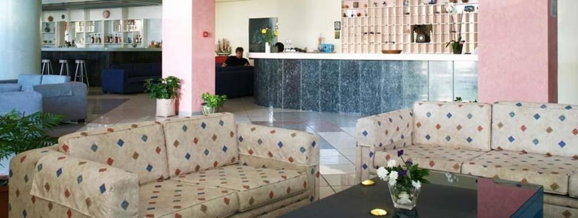 Imagen de los interiores del Hotel Evelyn Beach. Foto 8