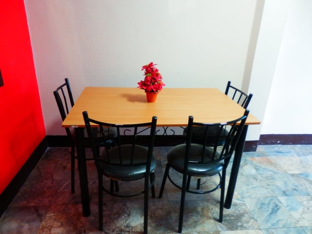 Imagen de la habitación del Hotel Evelyn Residence. Foto 13