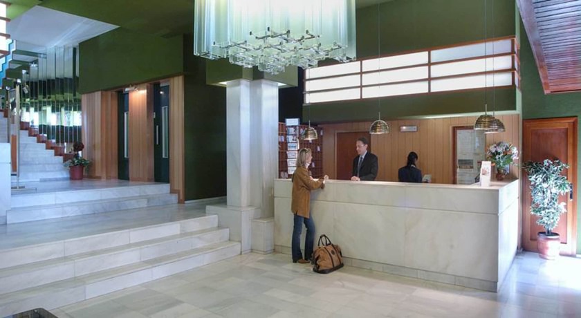 Imagen de los interiores del Hotel Evenia Monte Alba. Foto 7