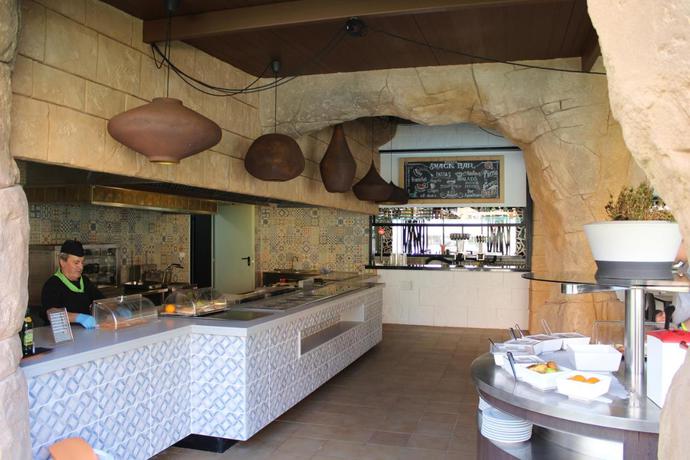 Imagen de los interiores del Hotel Evenia Olympic Resort. Foto 4