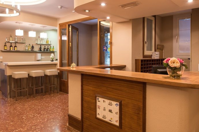 Imagen de los interiores del Hotel Evenia Oros. Foto 19