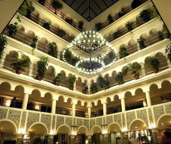 Imagen de los interiores del Hotel Evenia Zoraida Garden. Foto 8