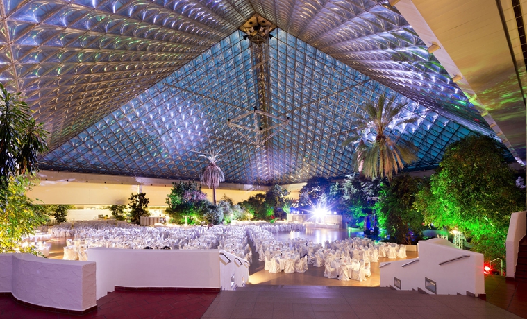 Imagen de los interiores del Hotel Eventhotel Pyramide. Foto 8