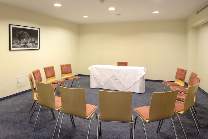 Imagen de los interiores del Hotel Eventhotel Pyramide. Foto 14