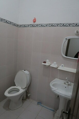 Imagen de la habitación del Hotel Ever Green and Restaurant. Foto 12