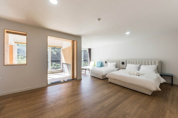 Imagen general del Hotel Ever Miracle. Foto 5