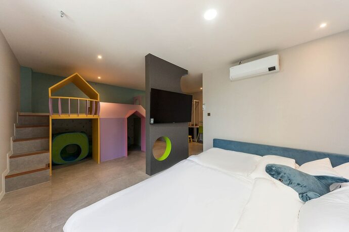 Imagen general del Hotel Ever Miracle. Foto 7