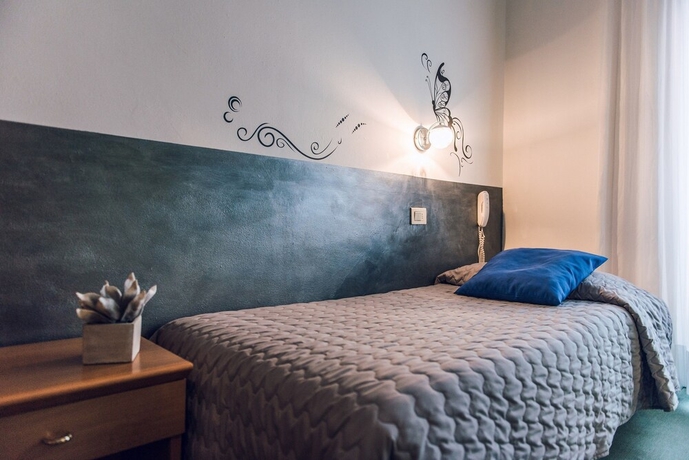 Imagen de la habitación del Hotel Everest Arco. Foto 2