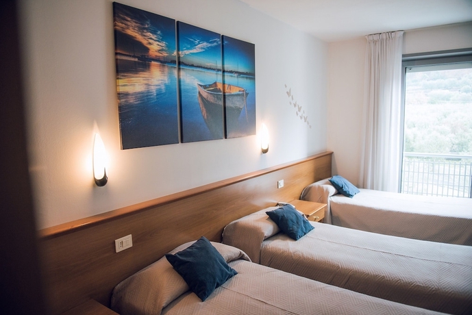 Imagen de la habitación del Hotel Everest Arco. Foto 12