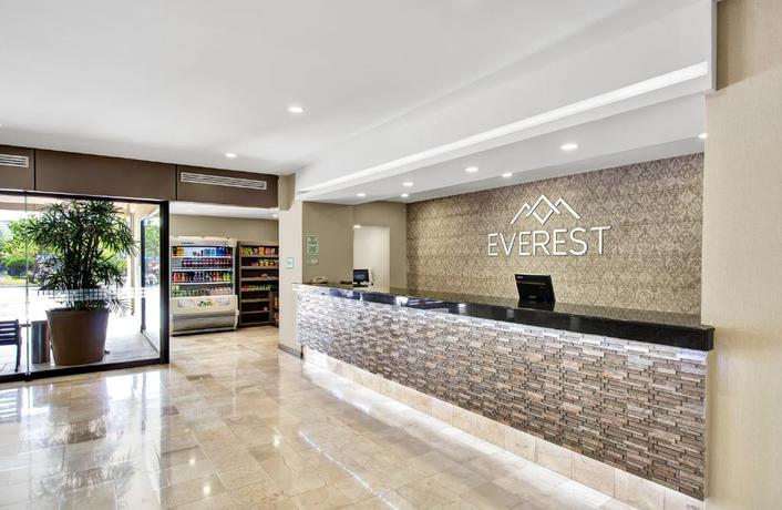 Imagen de los interiores del Hotel Everest, Ciudad Victoria. Foto 15