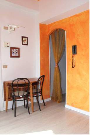 Imagen de la habitación del Hotel Everest Meubl&eacute; Garni. Foto 15