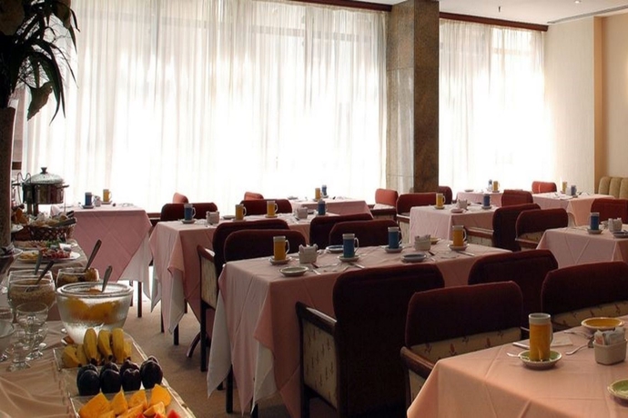 Imagen general del Hotel Everest Park. Foto 11