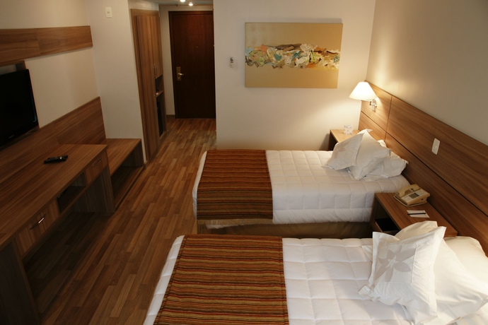 Imagen de la habitación del Hotel Everest Porto Alegre. Foto 2