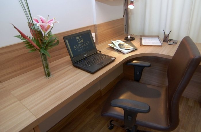 Imagen de la habitación del Hotel Everest Porto Alegre. Foto 6