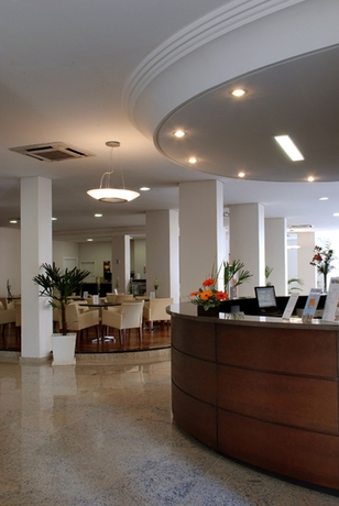 Imagen de los interiores del Hotel Everest Porto Alegre. Foto 16